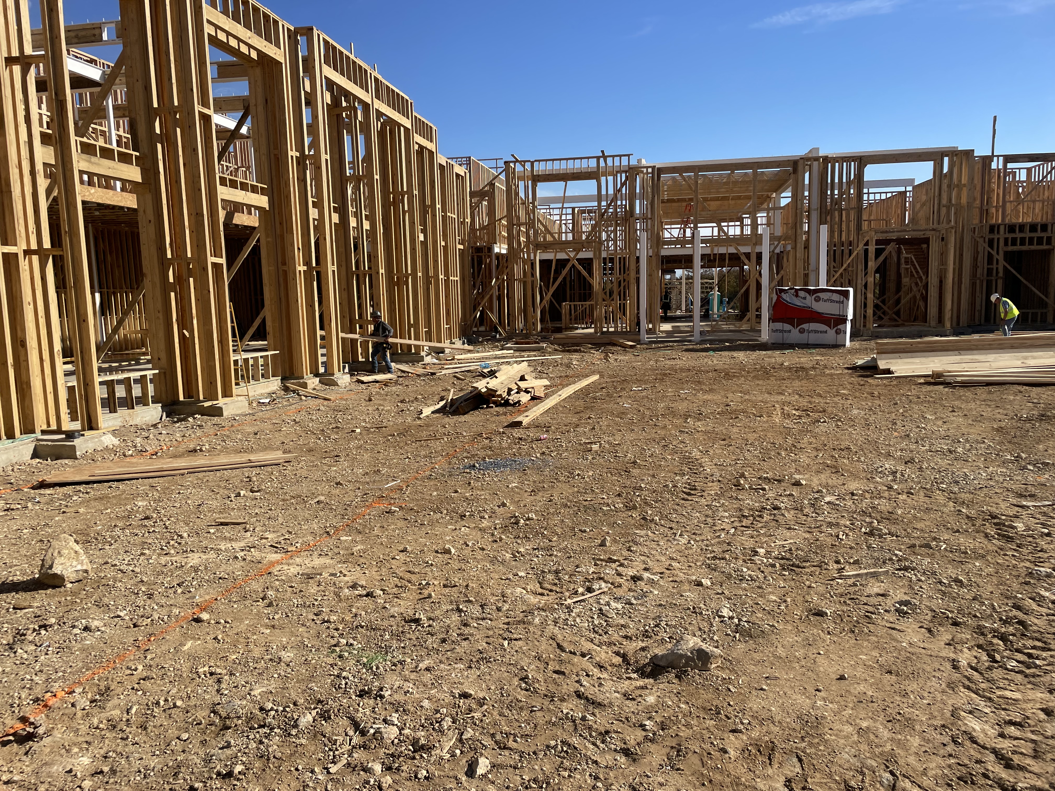 The Mia Luxury Apartments - View 3