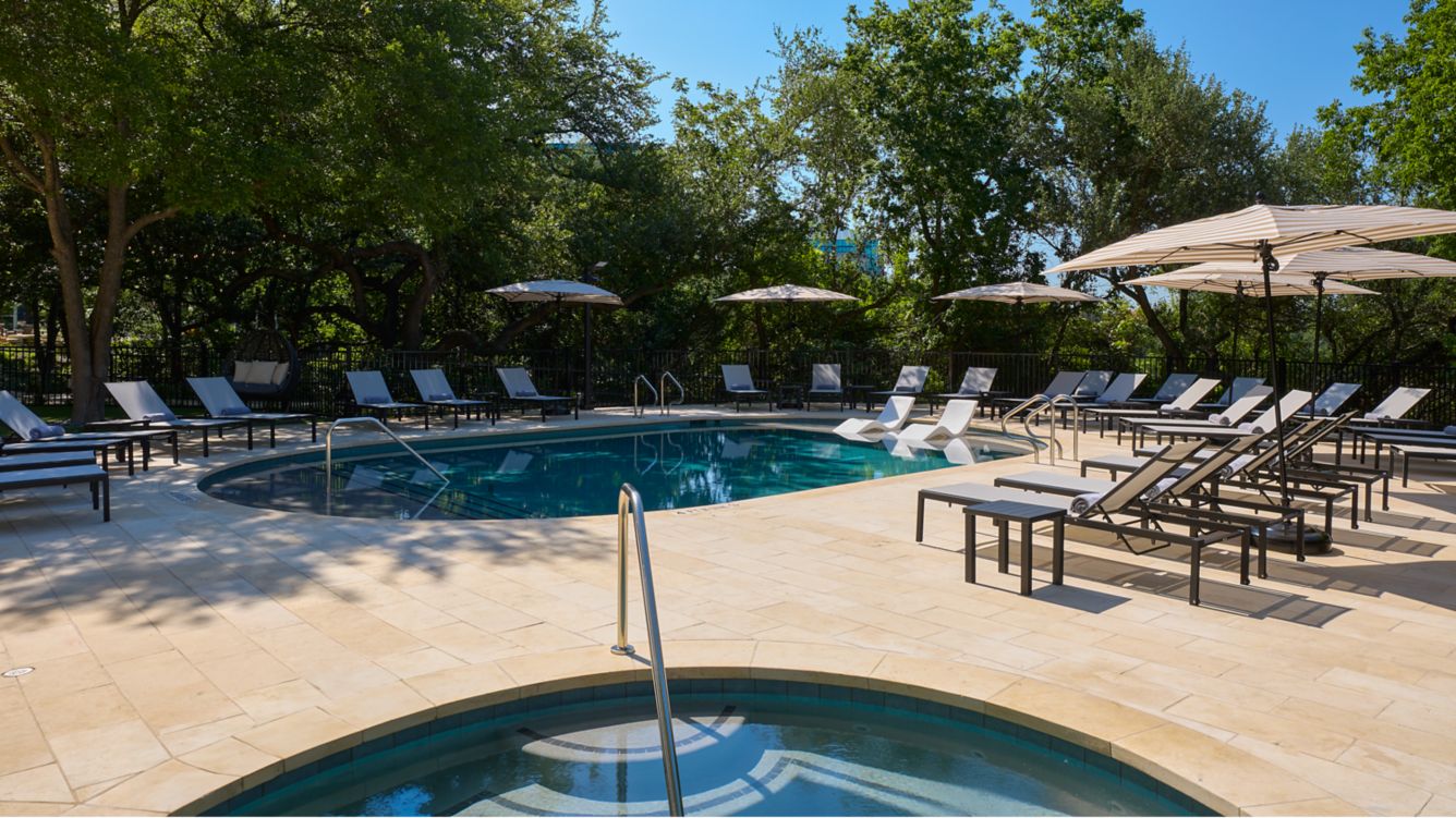 Renaissance Austin Hotel